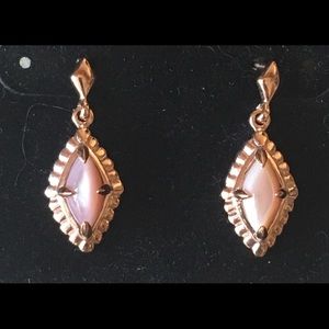 Vintage/antique rose gold with pink gem earrings!